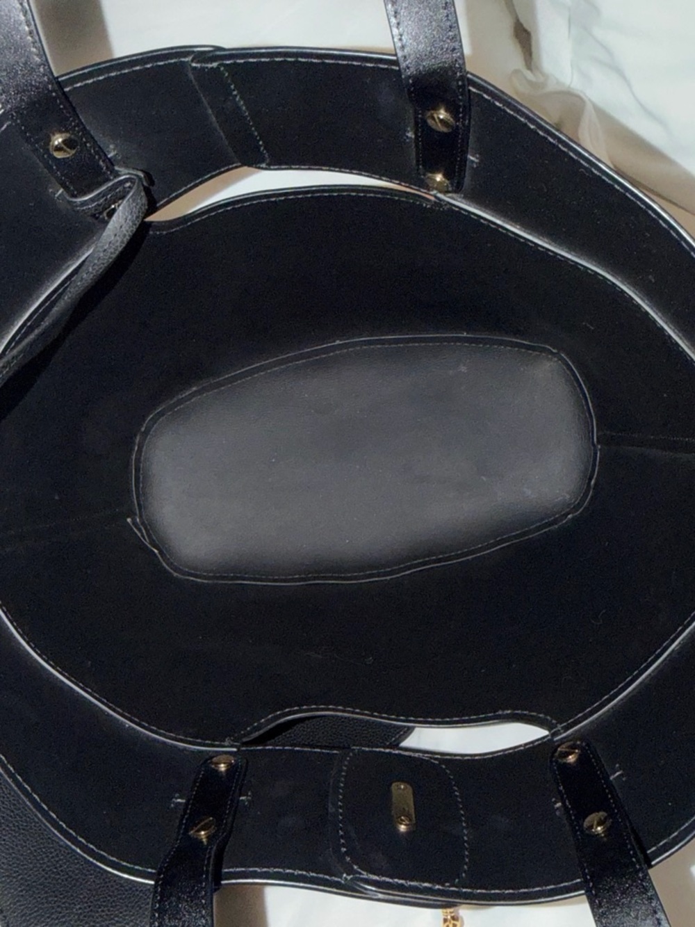 Chloé Black Leather Tote with Gold Padlock Accent - Picture 7 of 7